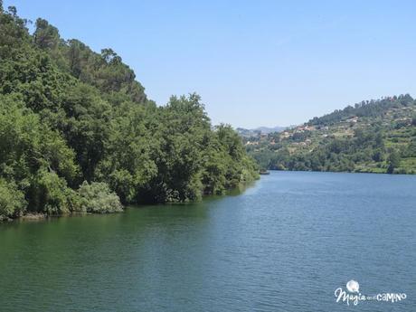Navegación por el río Douro y la sensación de pasar una esclusa IMG_0134