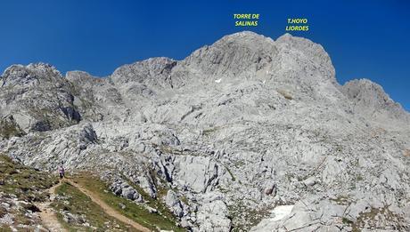 REFUGIO COLLADO JERMOSO DESDE PANDETRAVE REFUGIO COLLADO JERMOSO DESDE PANDETRAVE