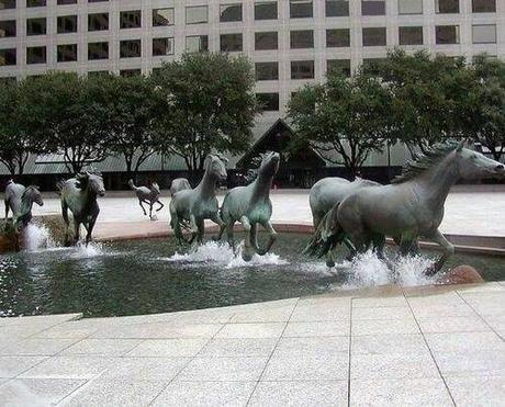 25 fotos de curiosas y estatuas raras