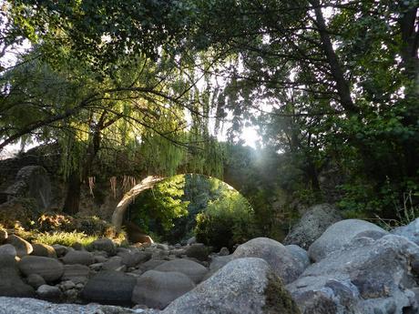 ¿Qué buscas cuando viajas?. La Fuente Chiquita. Hervás, Cáceres.