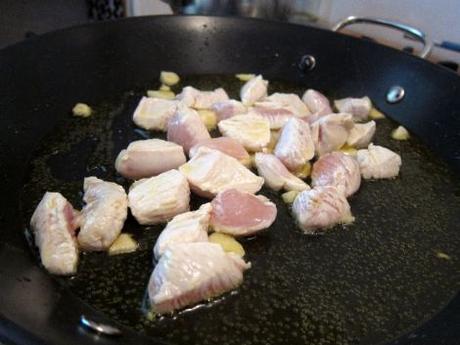 arroz-con-esparragos-setas-y-pollo