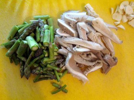 arroz-con-esparragos-setas-y-pollo