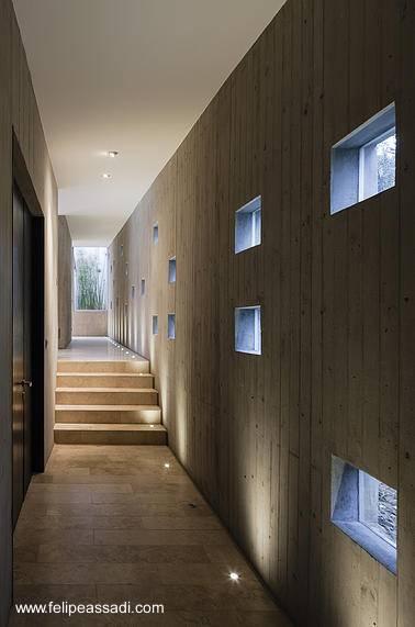 Casa moderna al borde del mar en Chile.