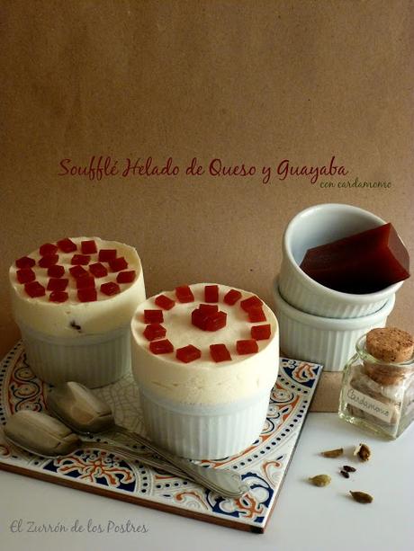 Soufflé Helado de Queso con Conserva de Guayaba