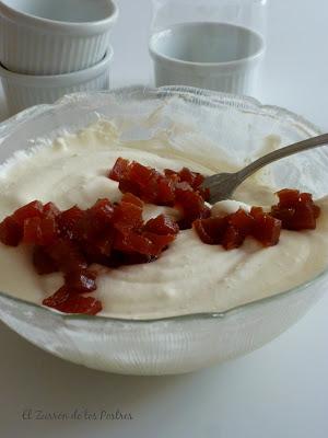 Soufflé Helado de Queso con Conserva de Guayaba