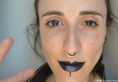 My Lippies: Black Glitter Lips // Morritos: Negro Brillante