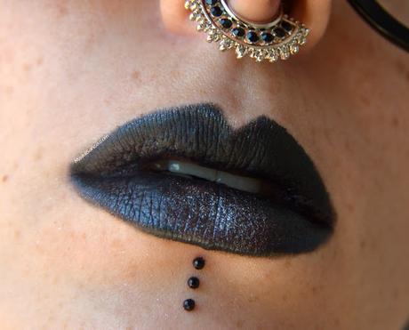 My Lippies: Black Glitter Lips // Morritos: Negro Brillante