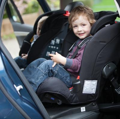 Niños en el automóvil: a contramarcha mejor IMG_6638_copia_low