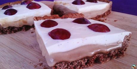 Tarta de yogur con caramelo