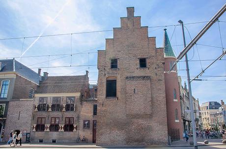 Puerta de los Prisioneros, La Haya