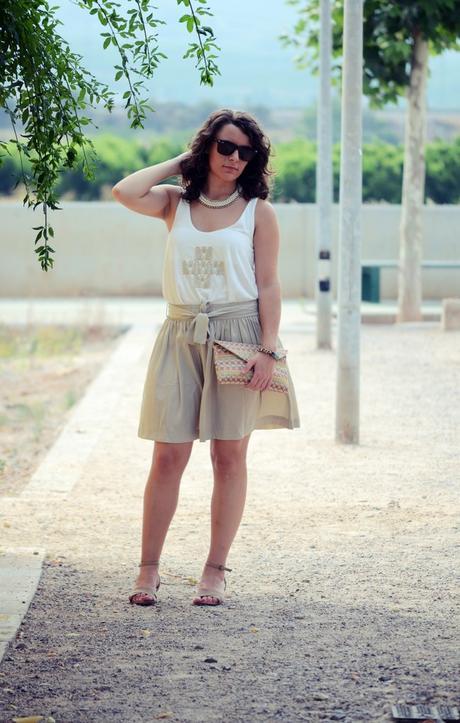 Mi vestido azul - Look Beige (2)
