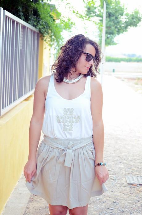 Mi vestido azul - Look Beige (17)