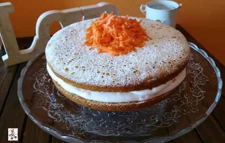 TARTA DE ZANAHORIAS CON RELLENO DE GELATINA