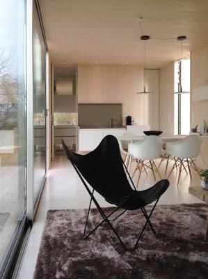 Casa Minimalista Espejo
