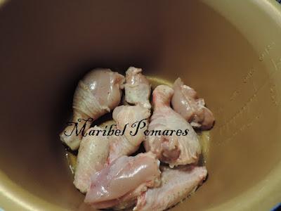 Pollo con patatas a la importancia.