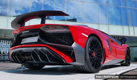 aventador-sv-red