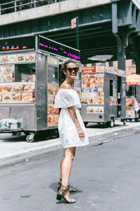New_York-Off_The_Shoulders-Lace_Dress-Chicwish-Outfit-Wavy_Hair-Outfit-Street_Style-White_Dress-Collage_VIntage-15