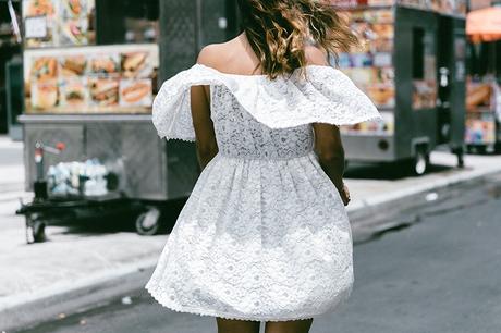 New_York-Off_The_Shoulders-Lace_Dress-Chicwish-Outfit-Wavy_Hair-Outfit-Street_Style-White_Dress-Collage_VIntage-5