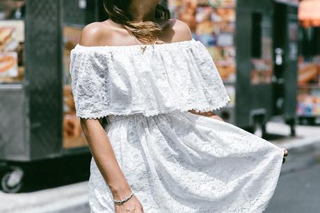 New_York-Off_The_Shoulders-Lace_Dress-Chicwish-Outfit-Wavy_Hair-Outfit-Street_Style-White_Dress-Collage_VIntage-6