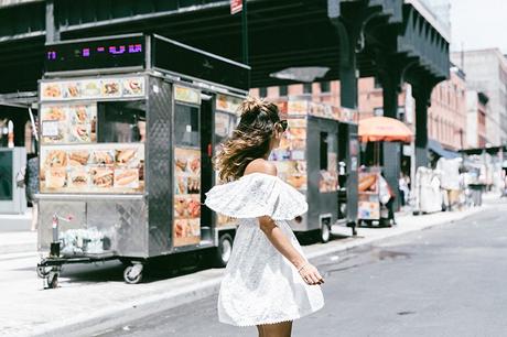 New_York-Off_The_Shoulders-Lace_Dress-Chicwish-Outfit-Wavy_Hair-Outfit-Street_Style-White_Dress-Collage_VIntage-8