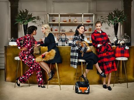 Karlie Kloss protagoniza la nueva campaña de otoño de Kate Spade