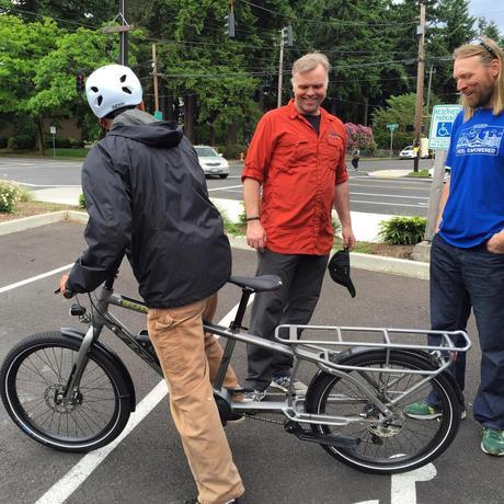 Felt Brühaul, bicicleta cargo de la firma norteamericana que reclama ser la mejor en su clase