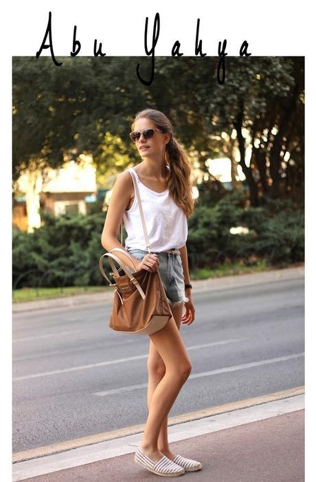 ¡Buenas noches!Como ya os dije voy a publicar más a menud... ¡Buenas noches!Como ya os dije voy a publicar más a menud...