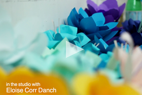 Good Monday! Una gran inspiración para esta semana  de Eloise Corr Danch, con sus hermosas flores, verdaderas esculturas de Papel. Video de su proceso de trabajo.