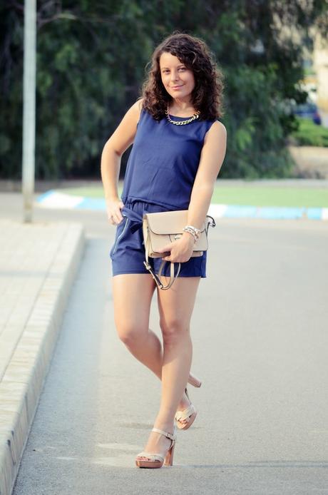 Mi vestido azul - Blue jumpsuit & Nude (8)