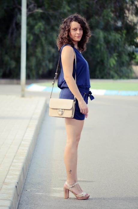 Mi vestido azul - Blue jumpsuit & Nude (3)