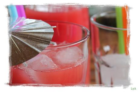 Limonada de sandía... para brindar por Totoro y para el Reto Color y Sabor de Temporada