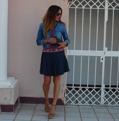 tOTAL dENIM + rOLLITO éTNICO¡  #nOUNIFORMES
