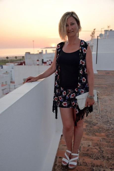 Two-piece suit floral Two-piece suit floral