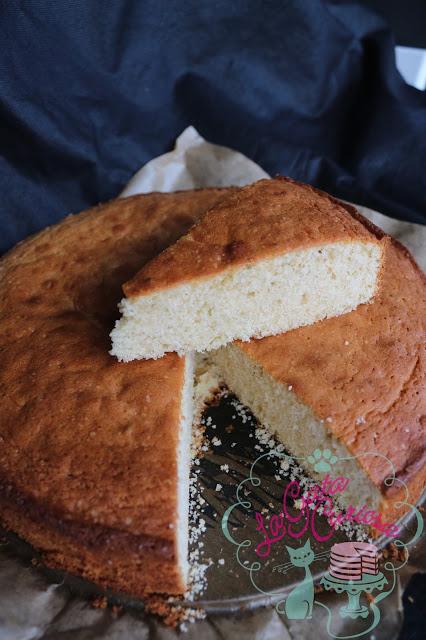 BIZCOCHO DE CARDAMOMO Y LIMA