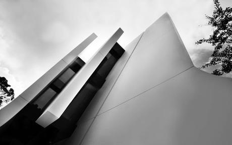 A-cero Projects DETALLES ARQUITECTÓNICOS: FACHADA A-CERO EN CORIAN