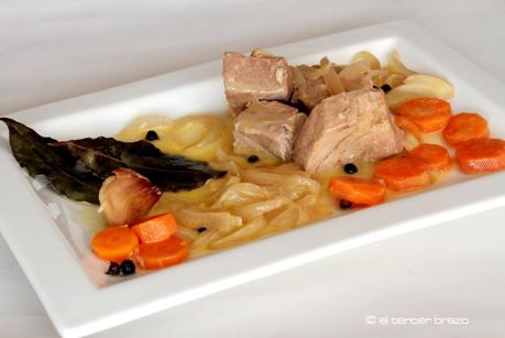 Atun en escabeche