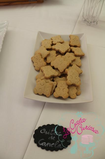 MESA DULCE PARA EL BAUTIZO DE CARLA