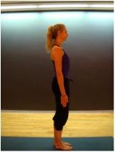 p1211 Sūrya Namaskār o saludos al sol en versión libre de yoga