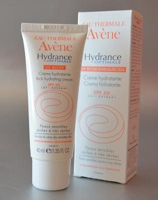 Hidratación del rostro con AVÈNE