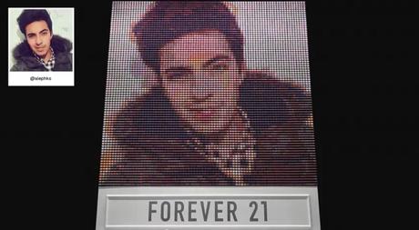 Forever 21 crea una pantalla que reproduce fotos de Instagram con hilos