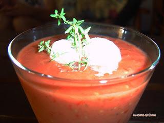Sopa fría de tomate al tomillo