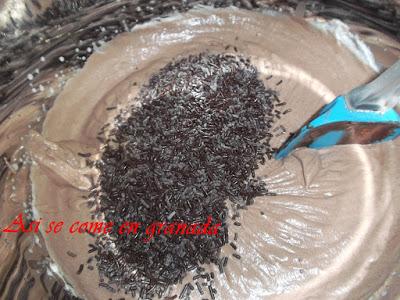 Helado de chocolate cremoso