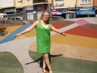 DE PIQUE Y CON BORDADO