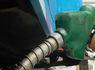 Combustibles subirán menos para compensar a consumidores