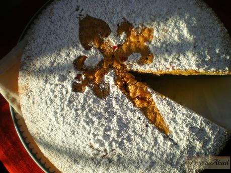 Torta compostelana con cidra