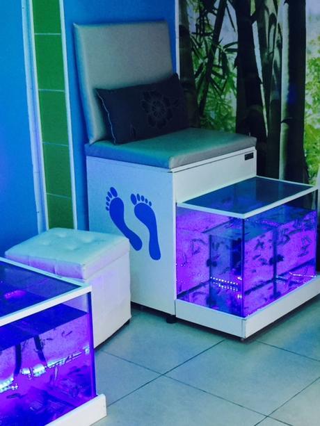 ICTIOTERAPIA. Pedicura Con Peces
