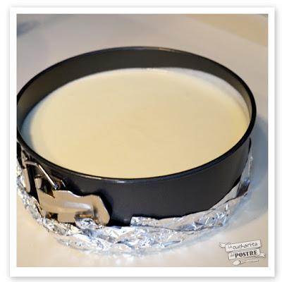 TARTA MOUSSE DE PIÑA COLADA SIN HORNO / NO-BAKE PINA COLADA MOUSSE CAKE