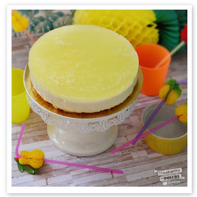 TARTA MOUSSE DE PIÑA COLADA SIN HORNO / NO-BAKE PINA COLADA MOUSSE CAKE