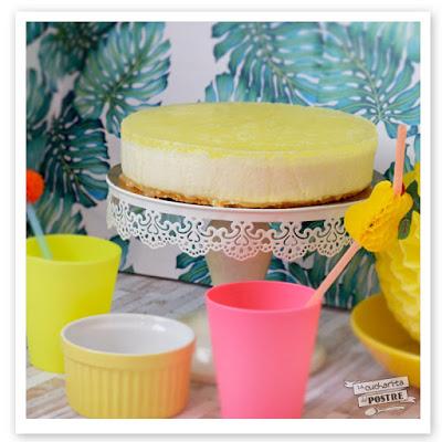 TARTA MOUSSE DE PIÑA COLADA SIN HORNO / NO-BAKE PINA COLADA MOUSSE CAKE