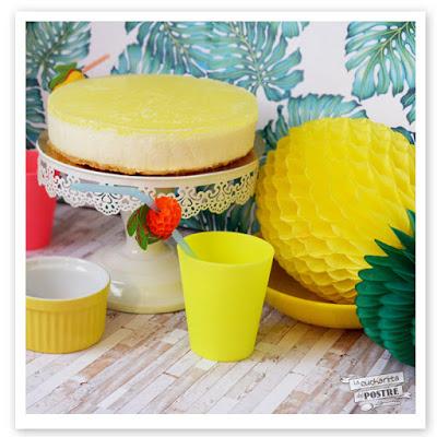 TARTA MOUSSE DE PIÑA COLADA SIN HORNO / NO-BAKE PINA COLADA MOUSSE CAKE